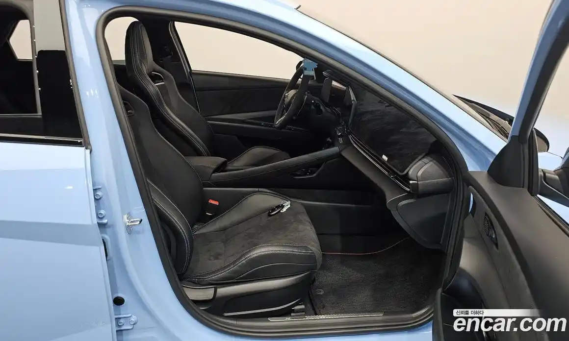 Hyundai Avante 2025 2.0 автомат (гидро), фото 15