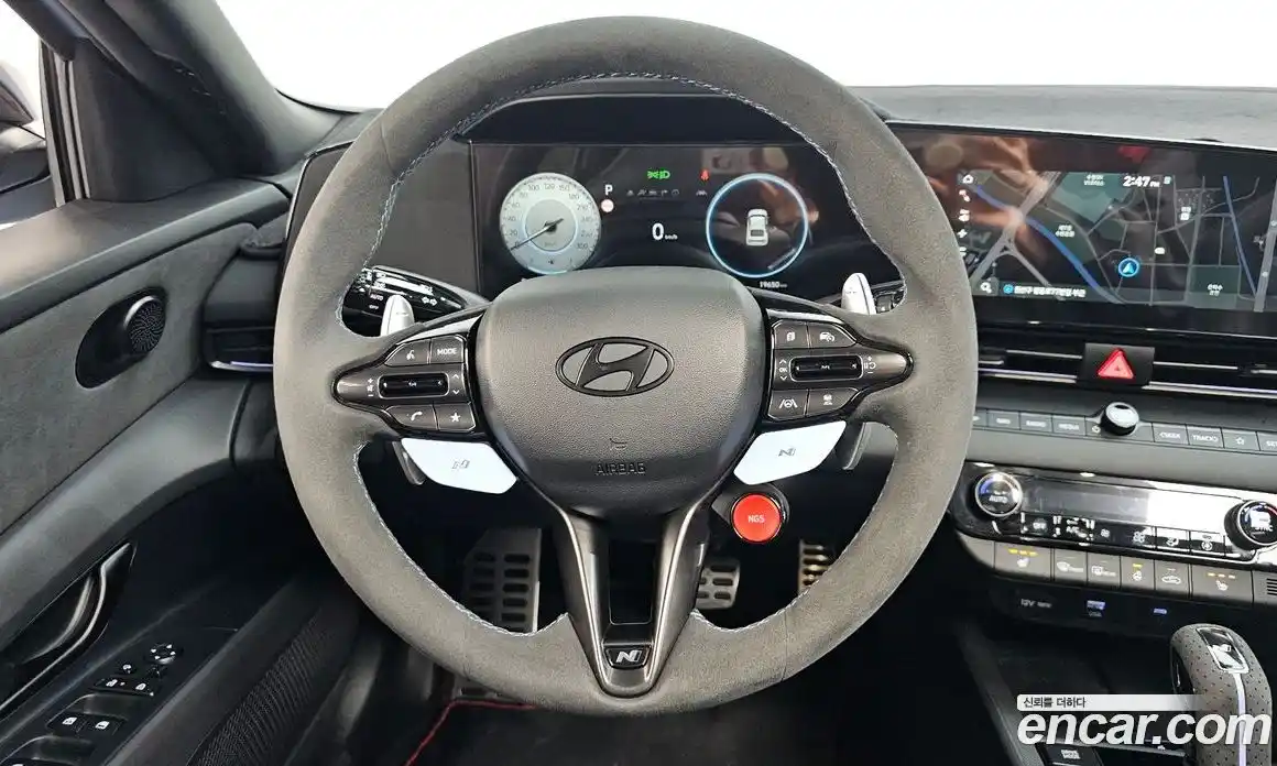 Hyundai Avante 2025 2.0 автомат (гидро), фото 18