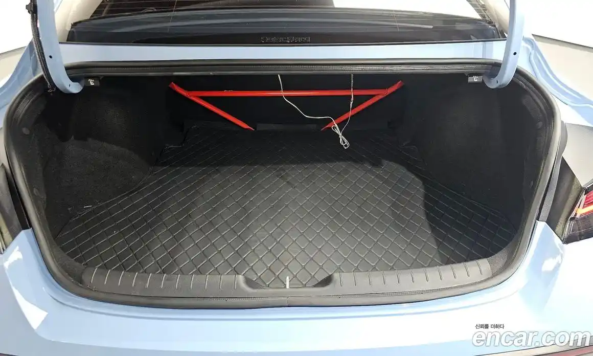 Hyundai Avante 2025 2.0 автомат (гидро), фото 23