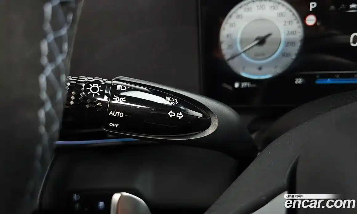 Hyundai Avante 2025 2.0 автомат (гидро), фото 37