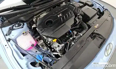 Hyundai Avante 2025 2.0 автомат (гидро), миниатюра 5