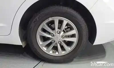 Hyundai Avante 2019 1.6 механика, миниатюра 7