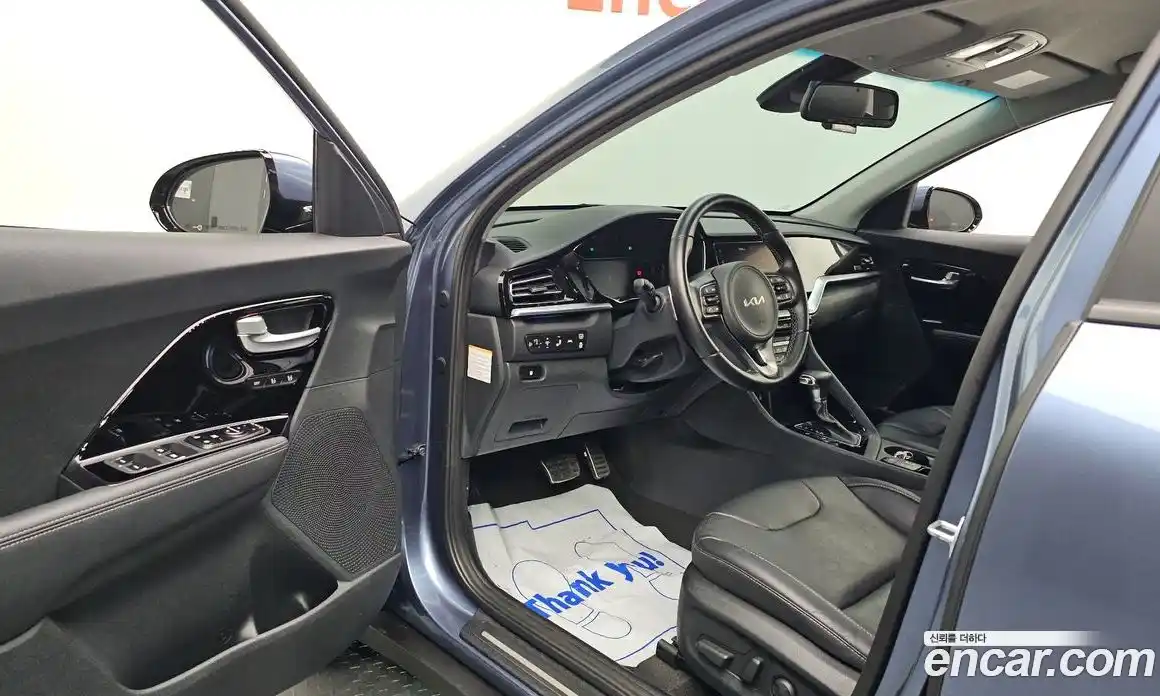 Kia Niro 2021 1.6 автомат (гидро), фото 13