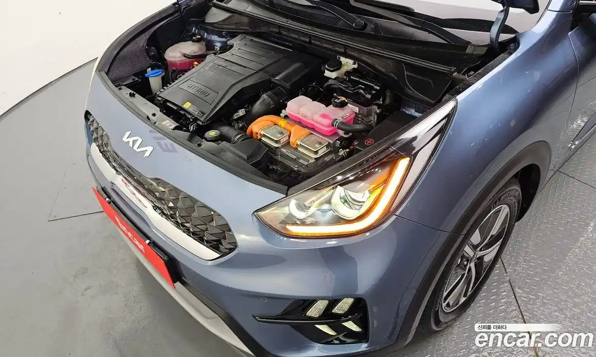 Kia Niro 2021 1.6 автомат (гидро), фото 6