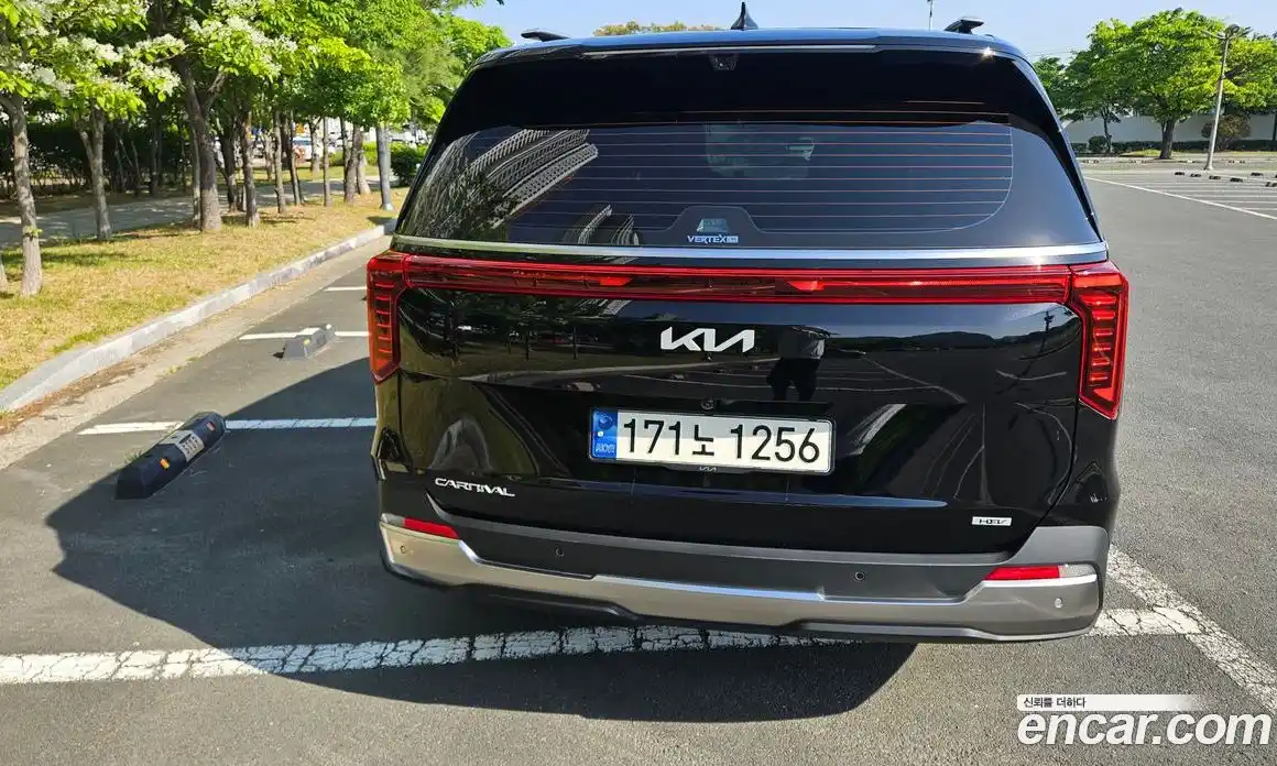 Kia Canival 2024 1.6 гидро, фото 4