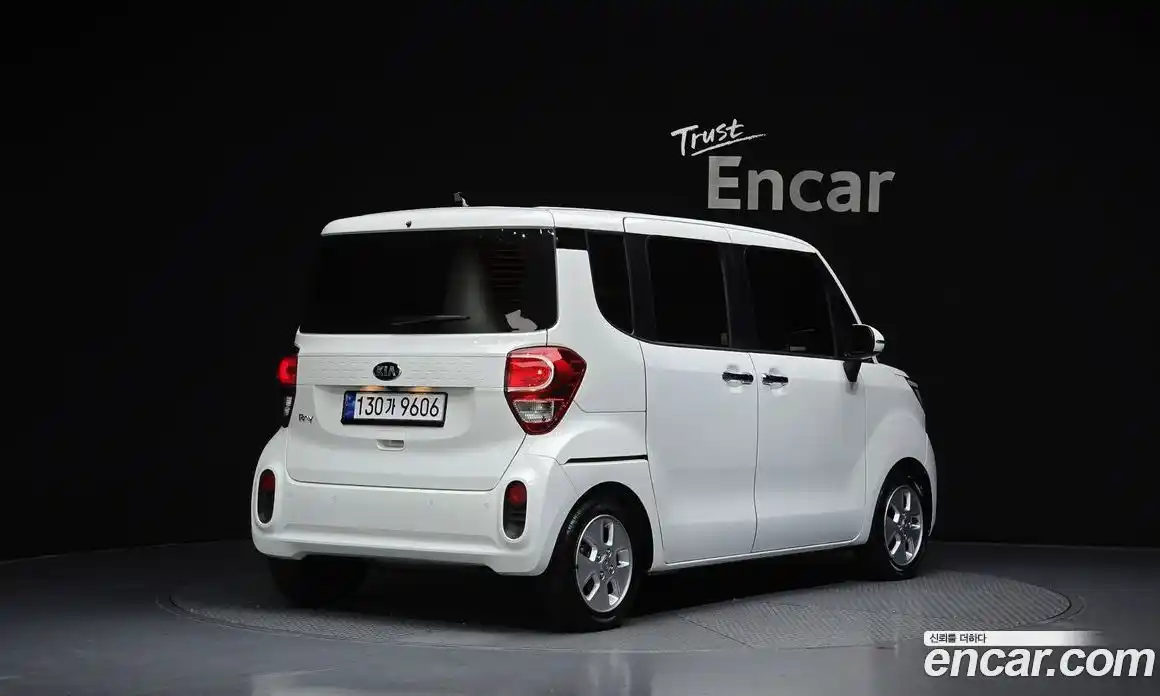 Kia Ray 2021 1.0 гидро, фото 2
