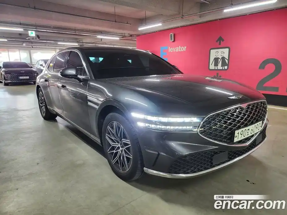 Genesis G90 2022 3.5 гидро, фото 1