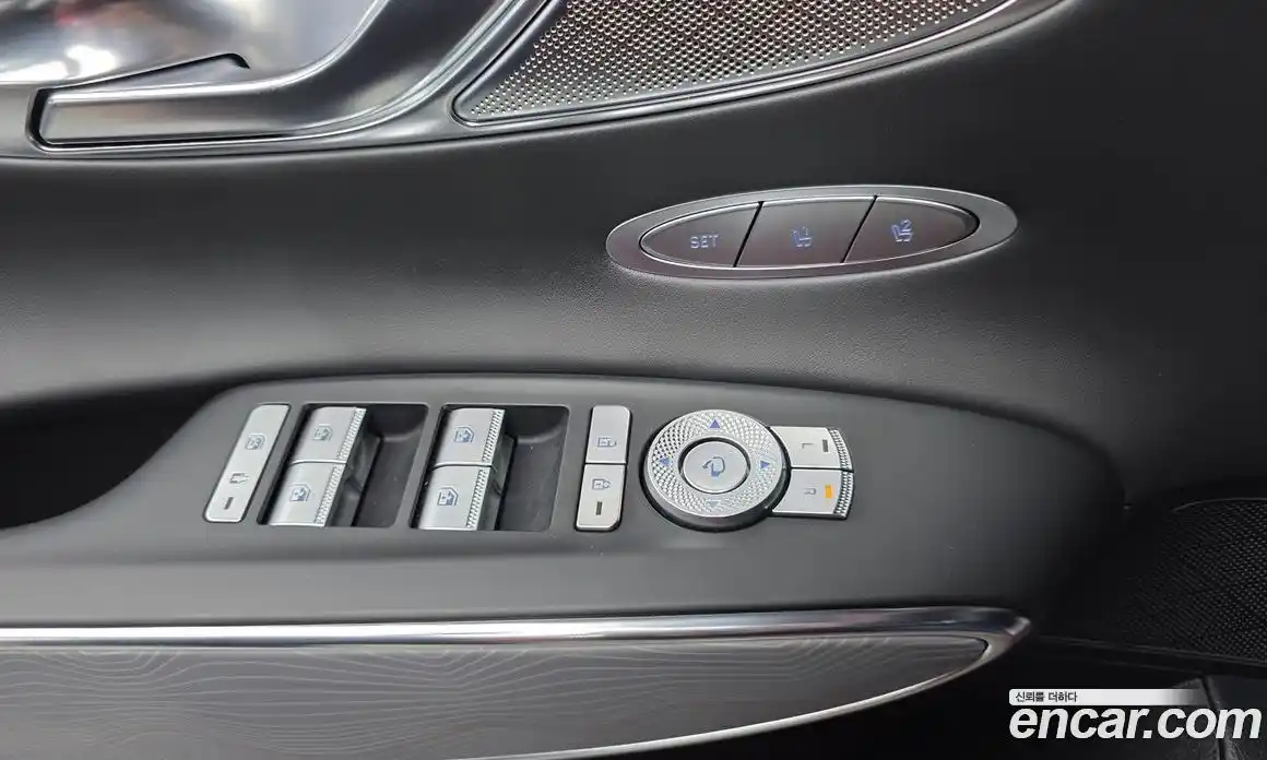 Genesis GV70 2023 3.5 гидро, фото 19