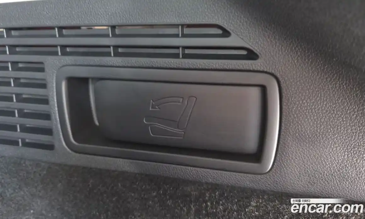 Genesis GV70 2023 3.5 гидро, фото 41