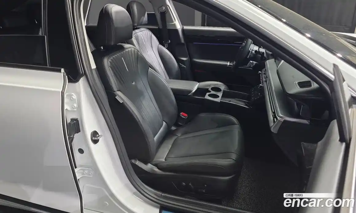 Hyundai Grandeur 2024 2.5 гидро, фото 12