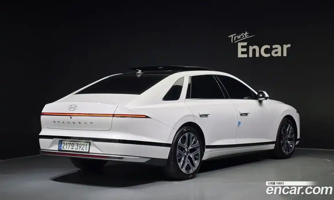 Hyundai Grandeur 2024 2.5 гидро, фото 2