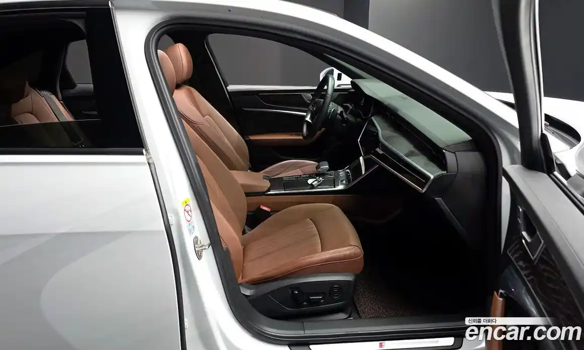 Audi A6 2023 2.0 гидро, фото 18