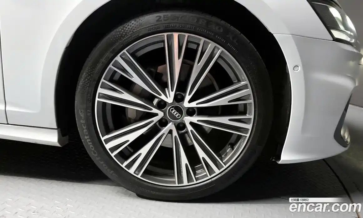 Audi A6 2023 2.0 гидро, фото 34