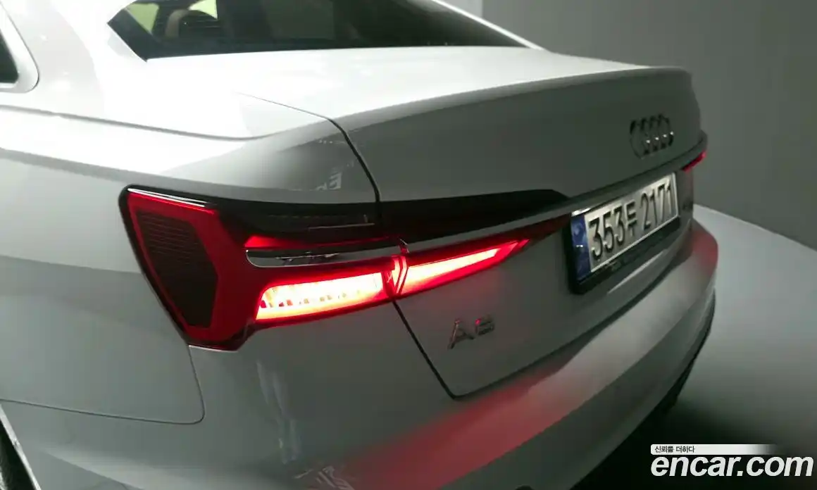 Audi A6 2023 2.0 гидро, фото 9