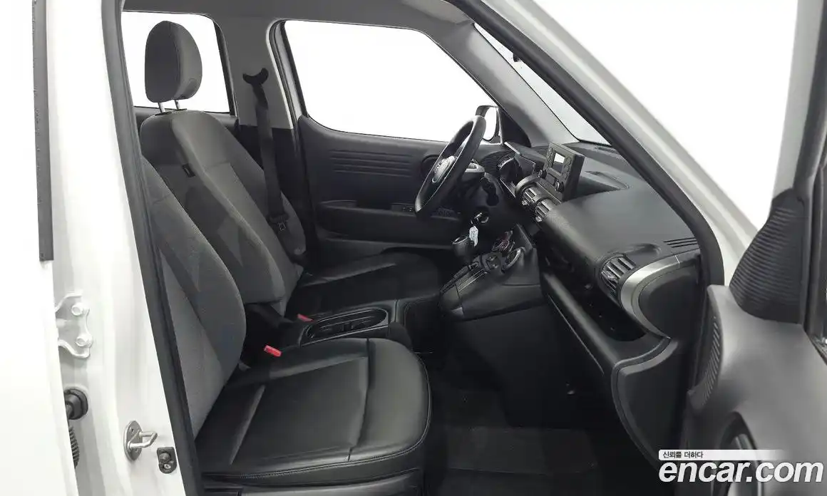Hyundai Casper 2022 1.0 автомат (гидро), фото 10