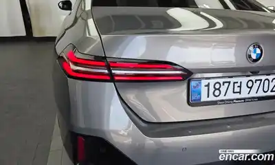BMW 5-Series 2025 2.0 гидро, миниатюра 9