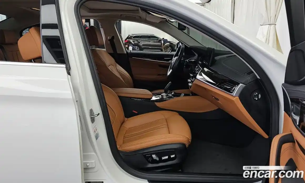 BMW 5-Series 2021 2.0 гидро, фото 17