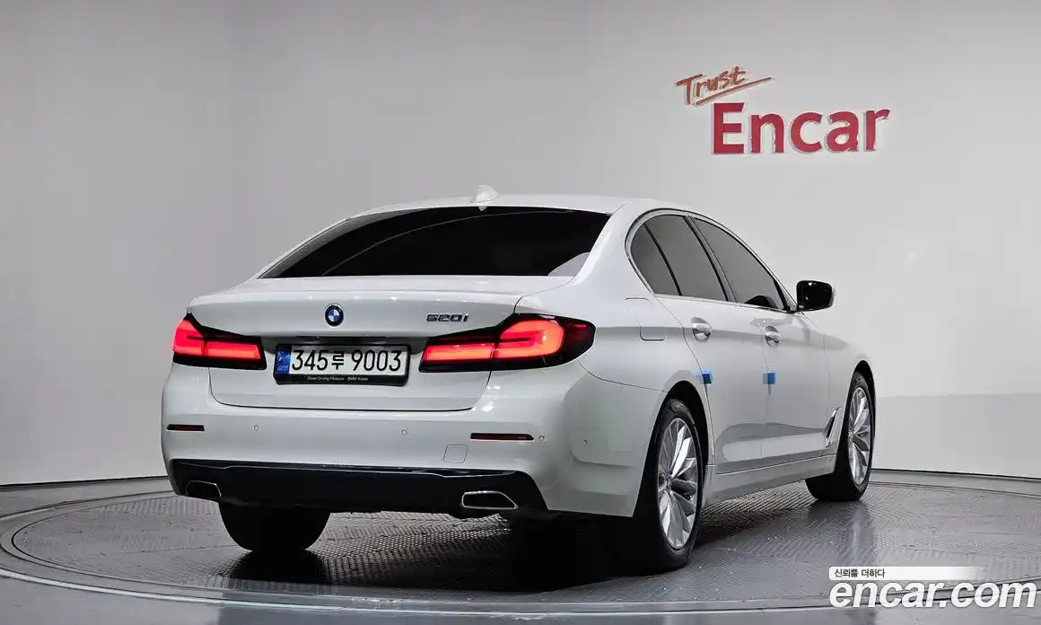 BMW 5-Series 2021 2.0 гидро, фото 2