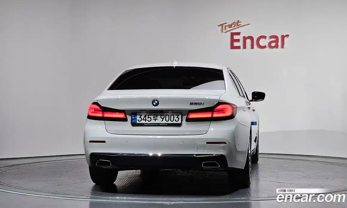 BMW 5-Series 2021 2.0 гидро, фото 4