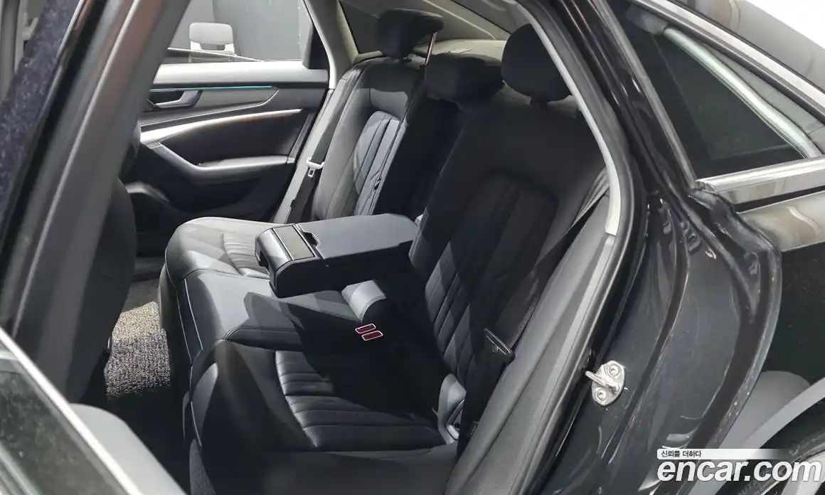 Audi A6 2021 2.0 автомат (гидро), фото 18