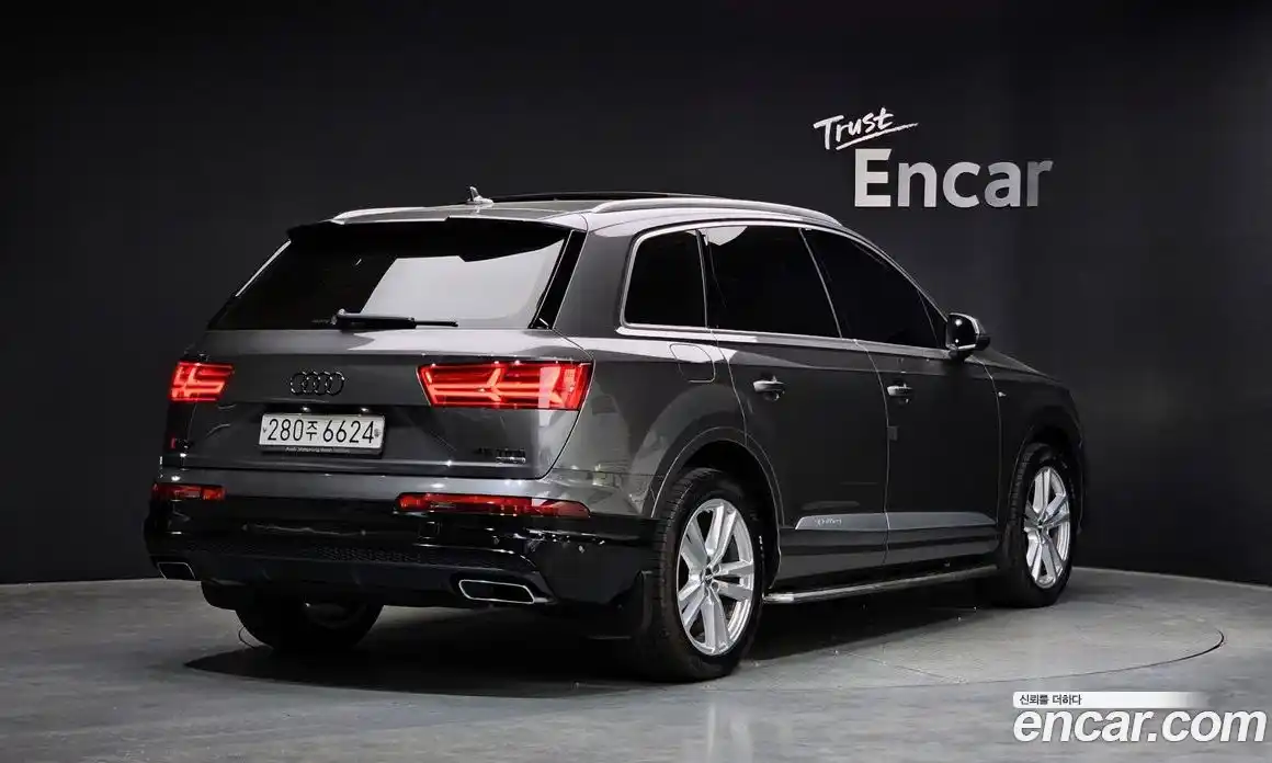 Audi Q7 2019 2.0 гидро, фото 2