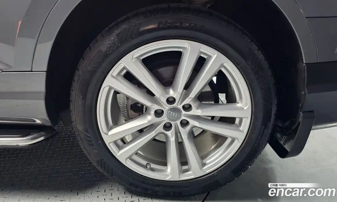 Audi Q7 2019 2.0 гидро, фото 5