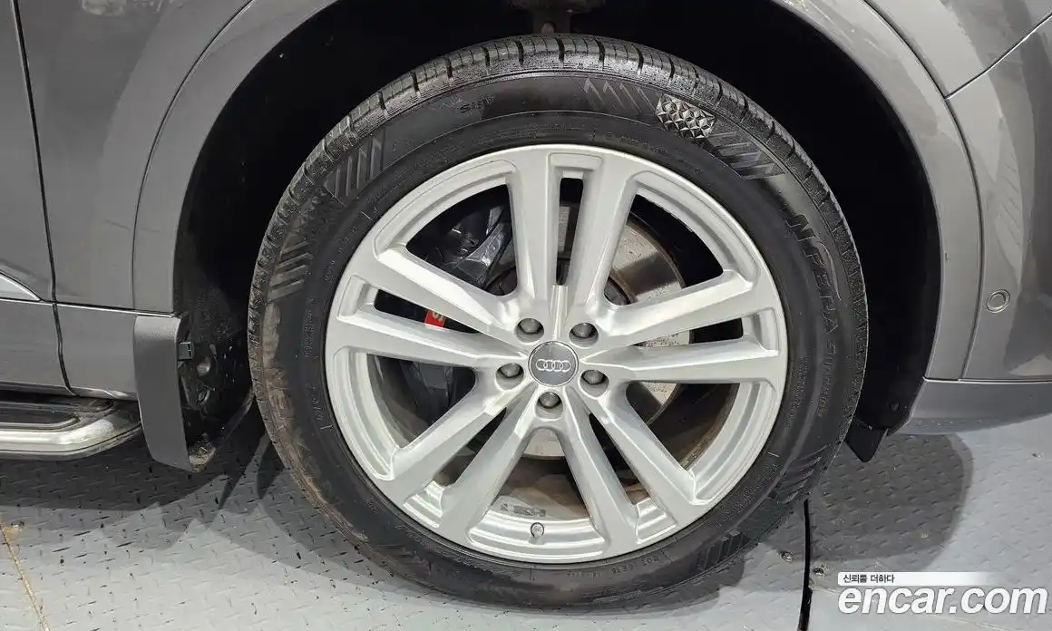 Audi Q7 2019 2.0 гидро, фото 7