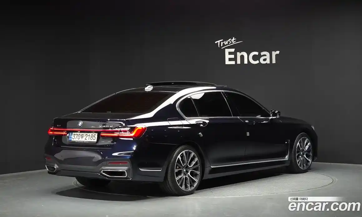 BMW 7 серия 2021 3.0 автомат (гидро), фото 1