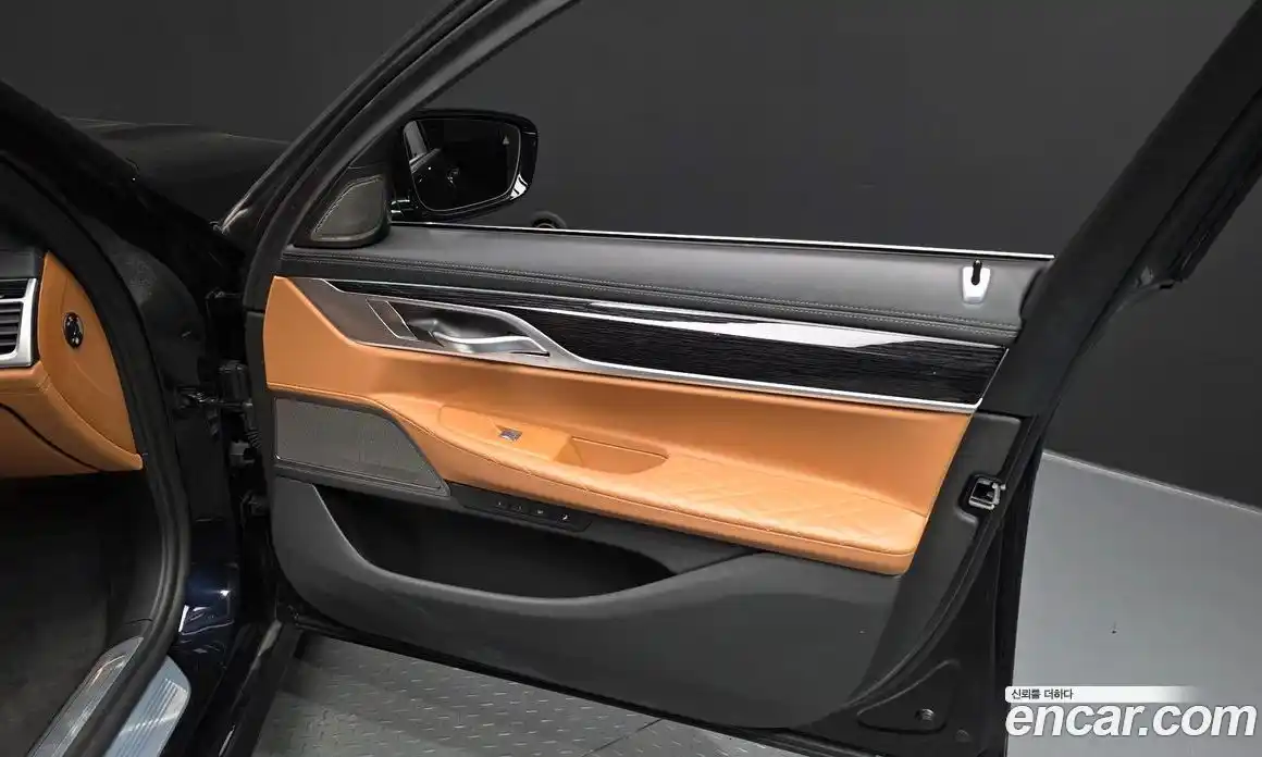 BMW 7 серия 2021 3.0 автомат (гидро), фото 13