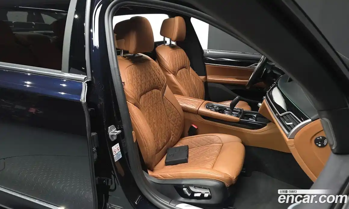 BMW 7 серия 2021 3.0 автомат (гидро), фото 15
