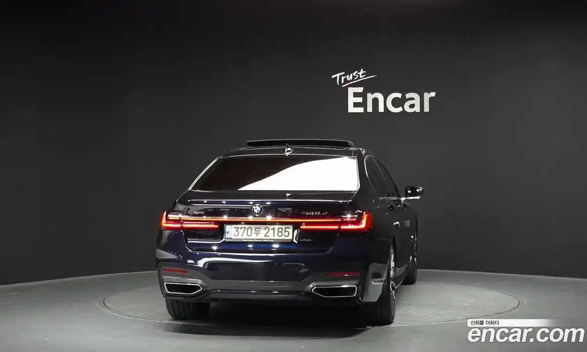 BMW 7 серия 2021 3.0 автомат (гидро), фото 3