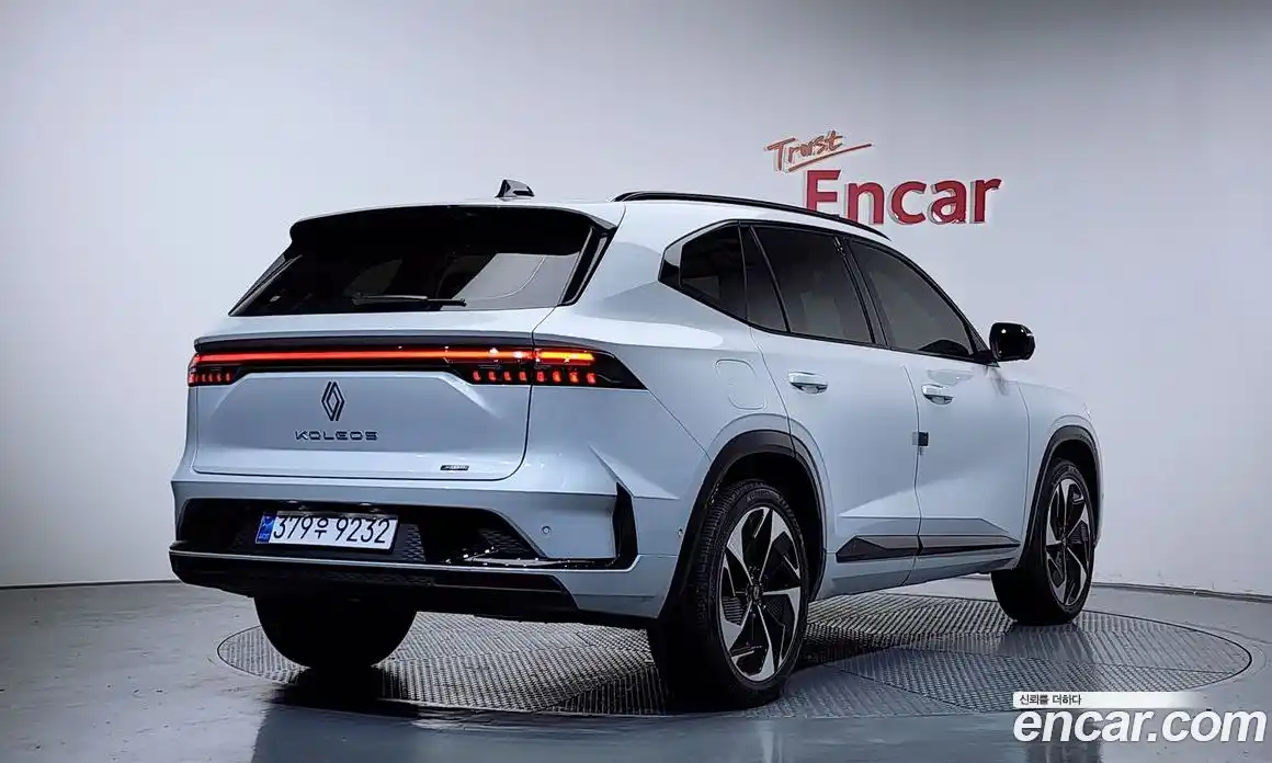 Renault Grand Koleos 2025 1.5 гидро, фото 2