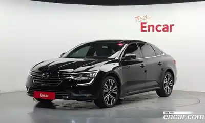 Renault SM6