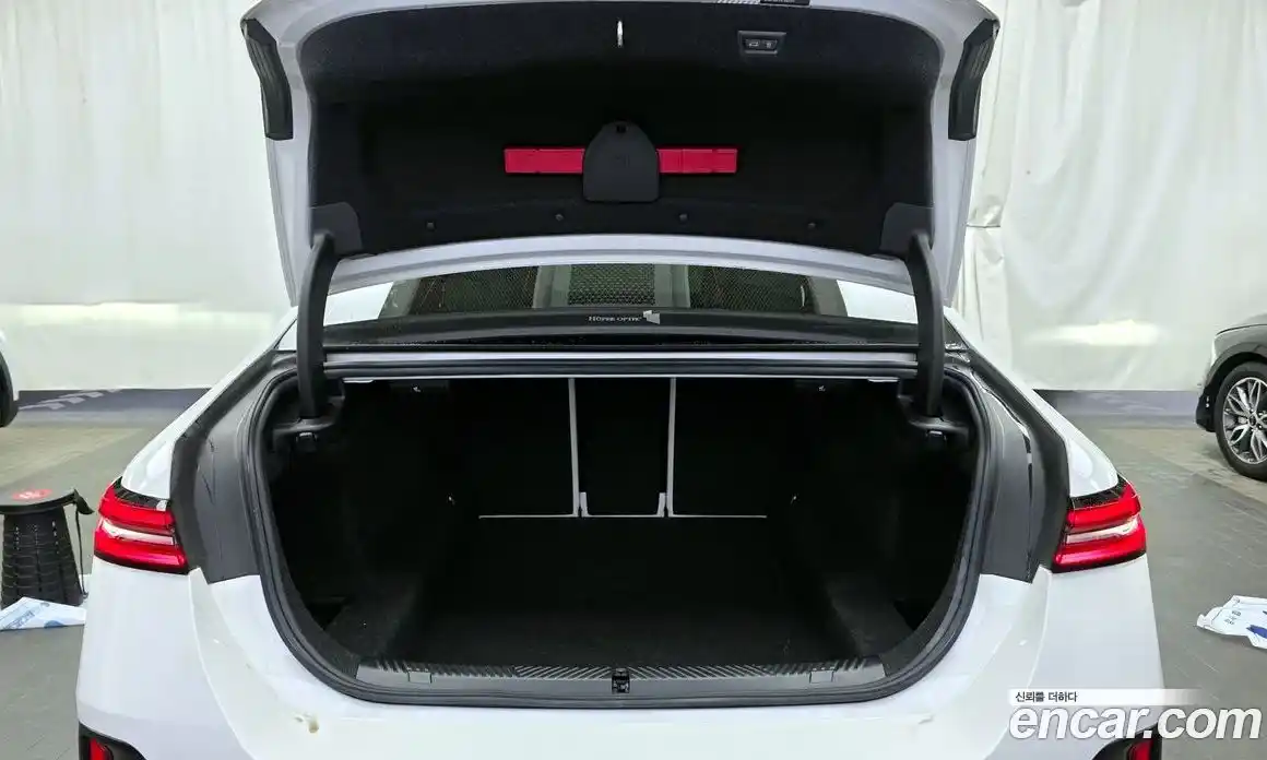 BMW 5-Series 2024 2.0 гидро, фото 26