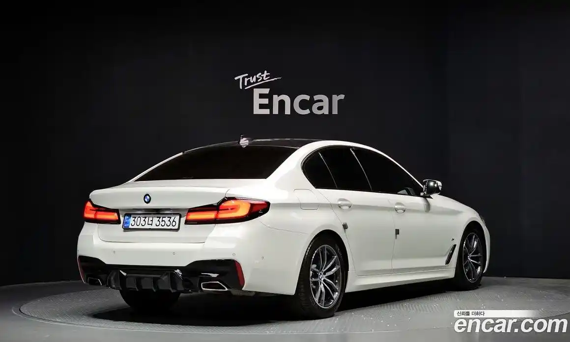 BMW 5-Series 2020 2.0 гидро, фото 2