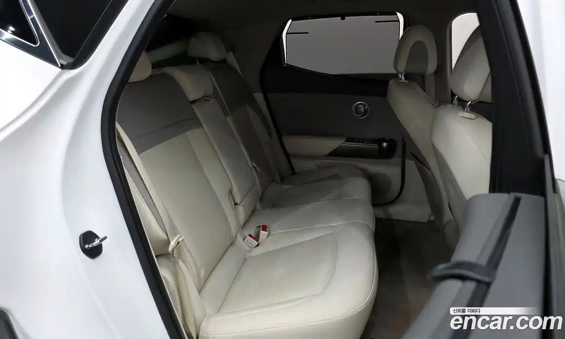 Genesis GV60 2022 0.1 гидро, фото 17