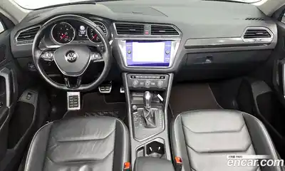 Volkswagen Tiguan 2018 2.0 автомат (гидро), миниатюра 7