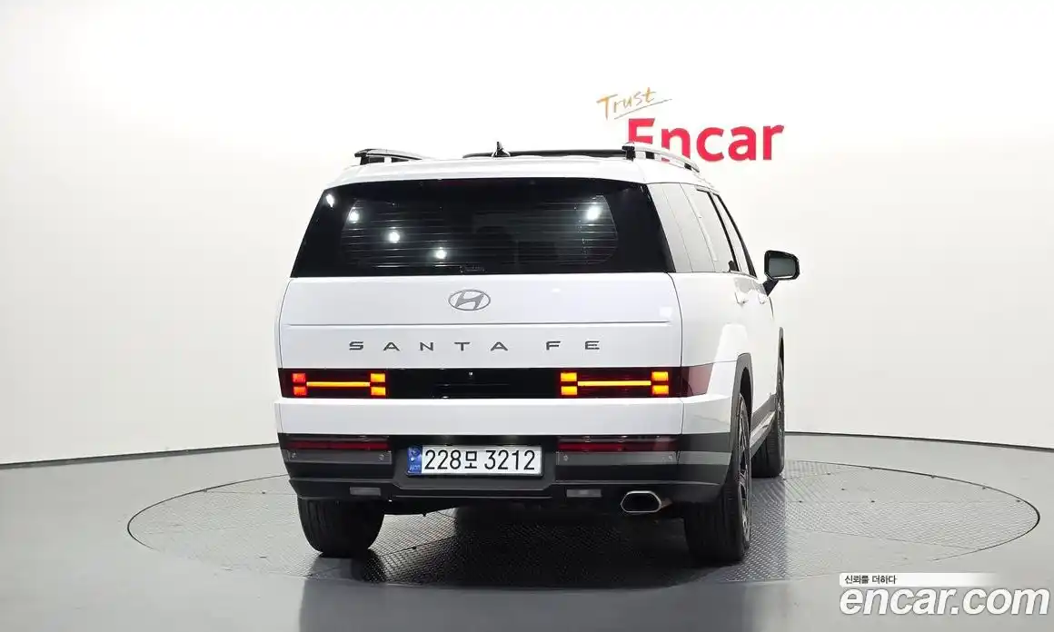 Hyundai Santa Fe 2023 2.5 гидро, фото 4