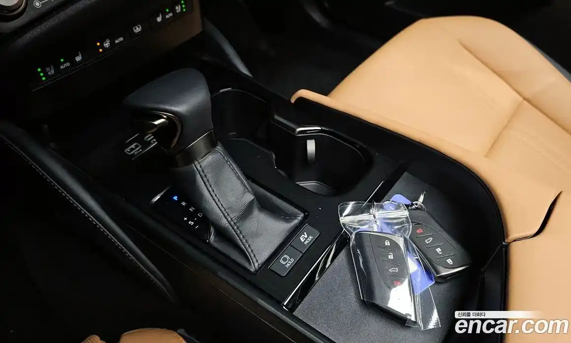 Lexus ES 2023 2.5 гидро, фото 11