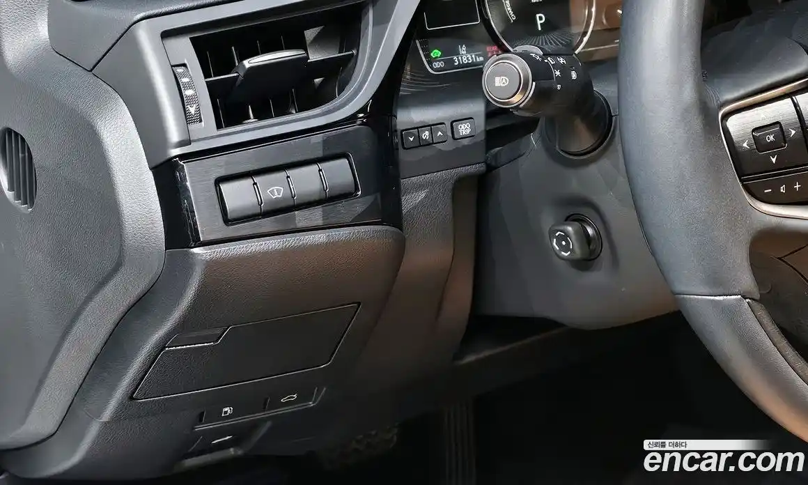 Lexus ES 2023 2.5 гидро, фото 20