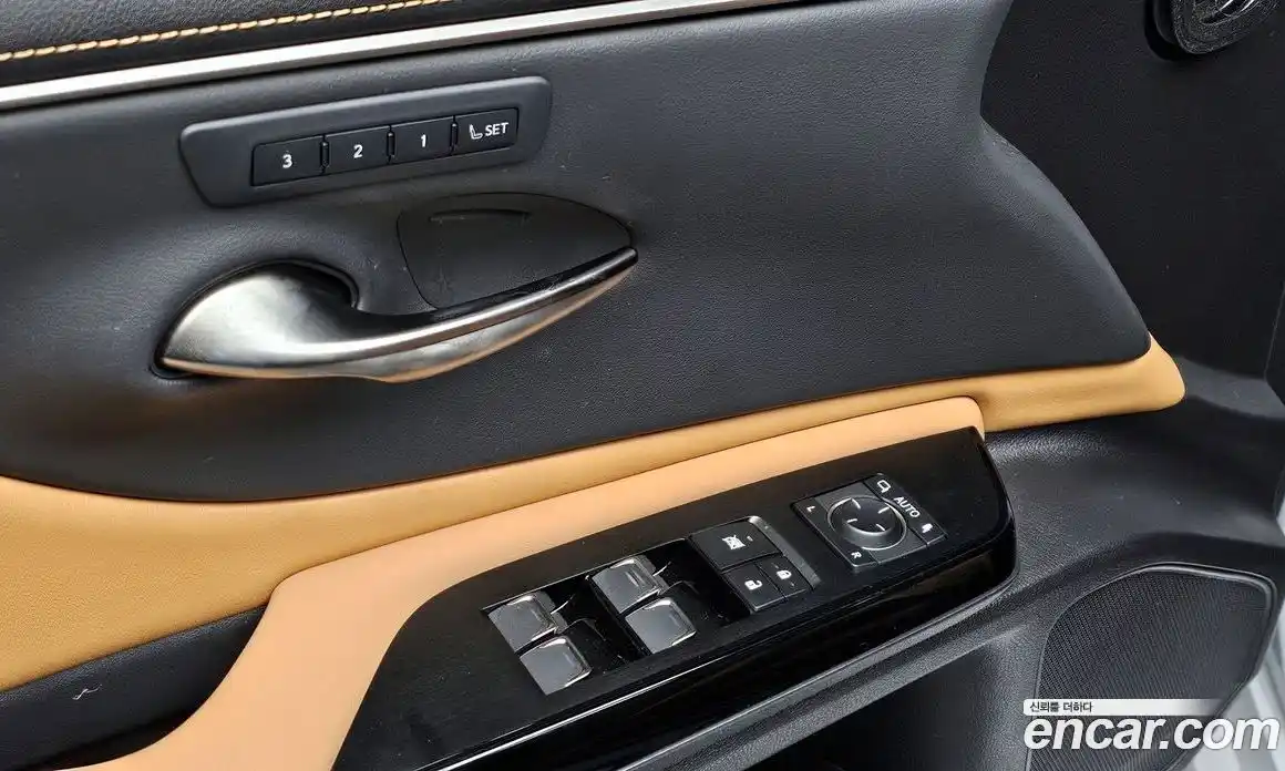 Lexus ES 2023 2.5 гидро, фото 27