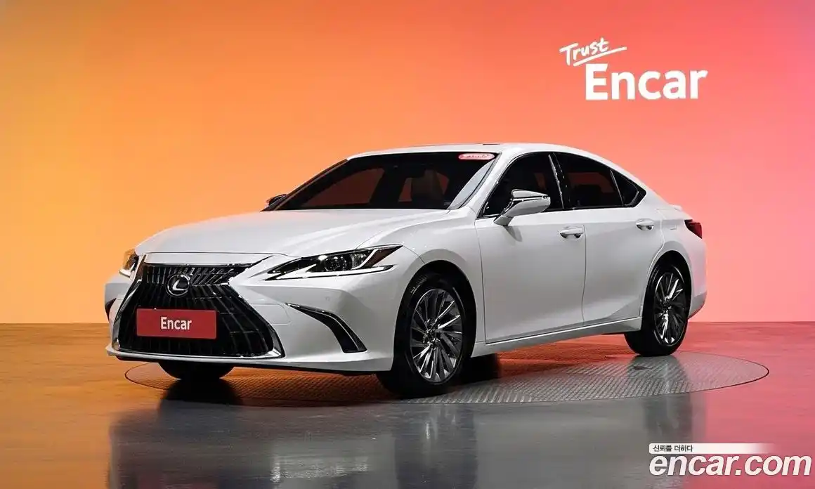 Lexus ES 2023 2.5 гидро, фото 31