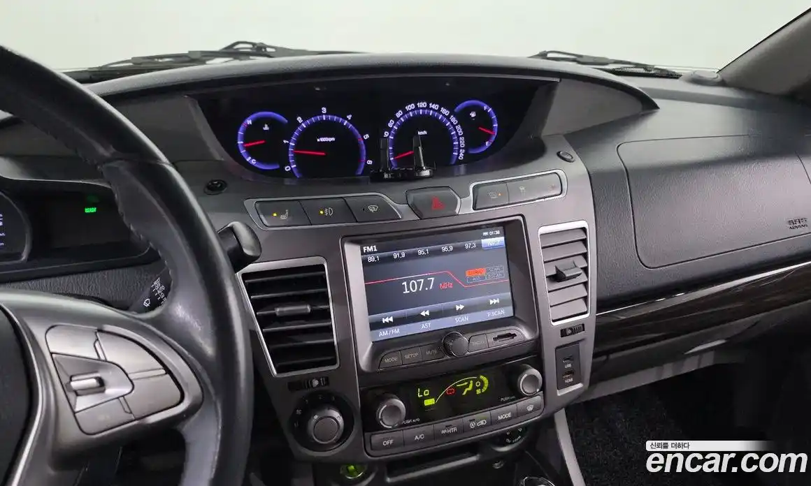 SsangYong Korando 2015 2.2 автомат (гидро), фото 17