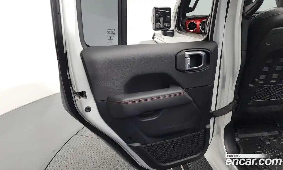 Jeep Wrangler 2021 2.0 автомат (гидро), фото 15