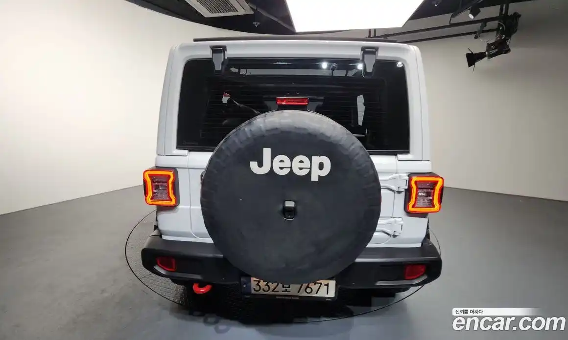 Jeep Wrangler 2021 2.0 автомат (гидро), фото 25