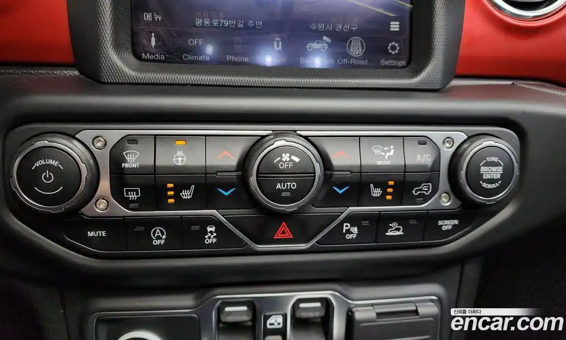 Jeep Wrangler 2021 2.0 автомат (гидро), фото 31