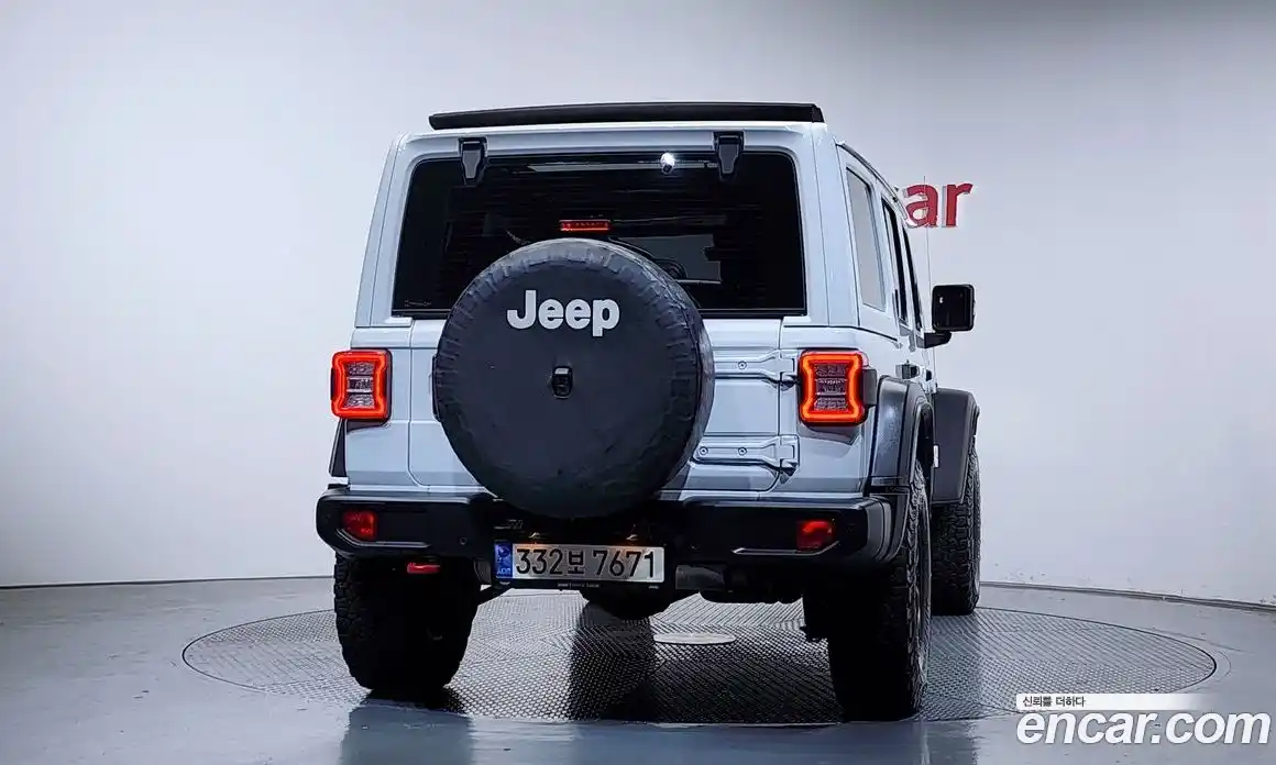 Jeep Wrangler 2021 2.0 автомат (гидро), фото 4
