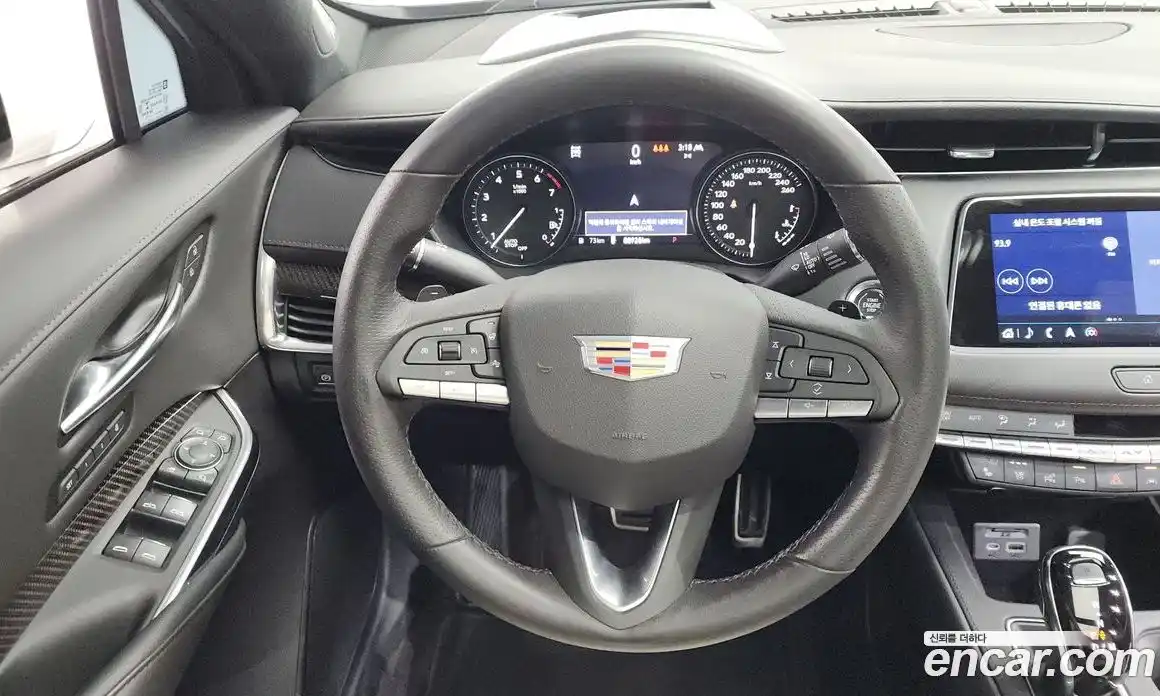 Cadillac XT4 2022 2.0 гидро, фото 19