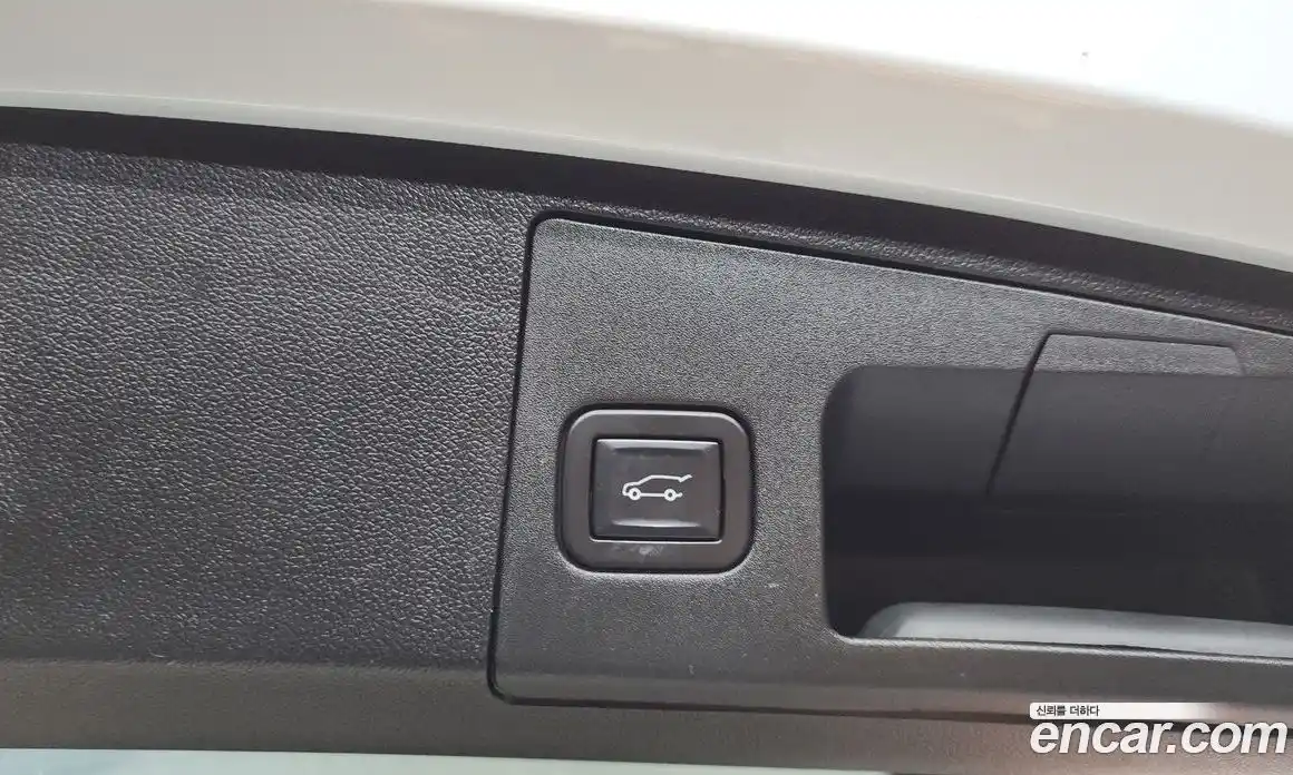 Cadillac XT4 2022 2.0 гидро, фото 24
