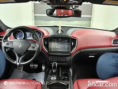 Maserati Ghibli 2018 3.0 гидро, миниатюра 7
